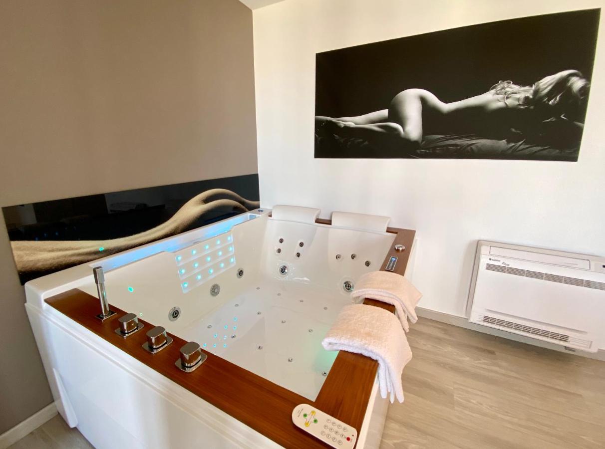 La Vague Tendresse - Vue Mer - Jacuzzi & Sauna Le Tréport المظهر الخارجي الصورة